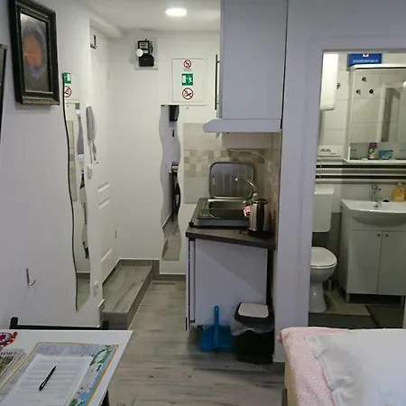 Apartament 4 Seasons - Under Forest Park, Free Parking