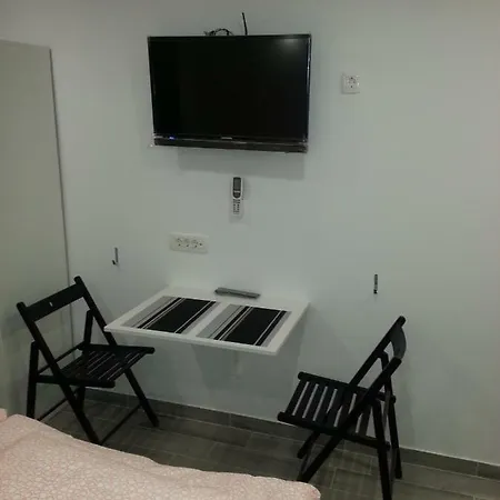 4 Seasons - Under Forest Park, Free Parking Apartamento Split